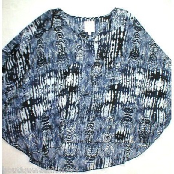 Womens New NWT Romeo Juliet Couture Medium Blue White Top Tunic Raglan Kimono - Picture 5 of 9